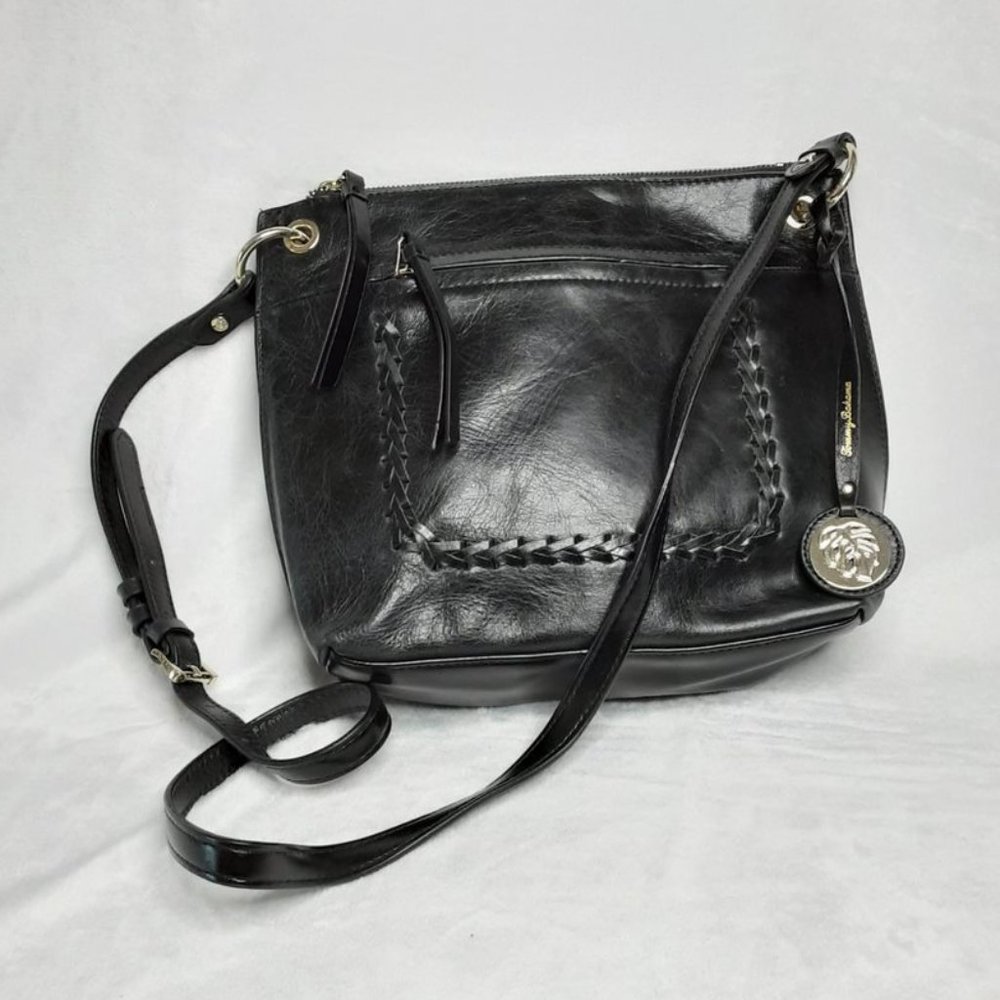 TOMMY BAHAMA Ipis Black Leather Zip Crossbody